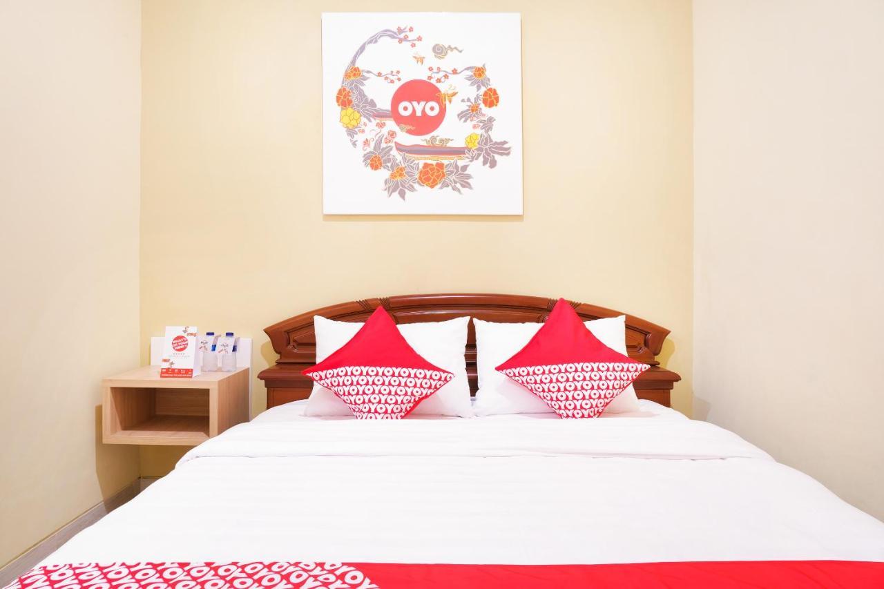 Super Oyo 90033 Dehome Family Melati Exterior photo